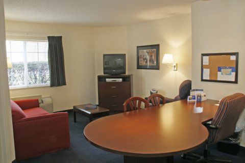 Hotel Candlewood - Rtp By Ihg 2*